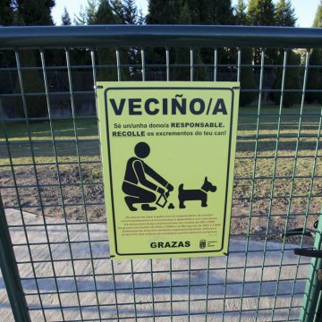 En España prohibirán pasear perros por jardines En España prohibirán pasear perros por jardines